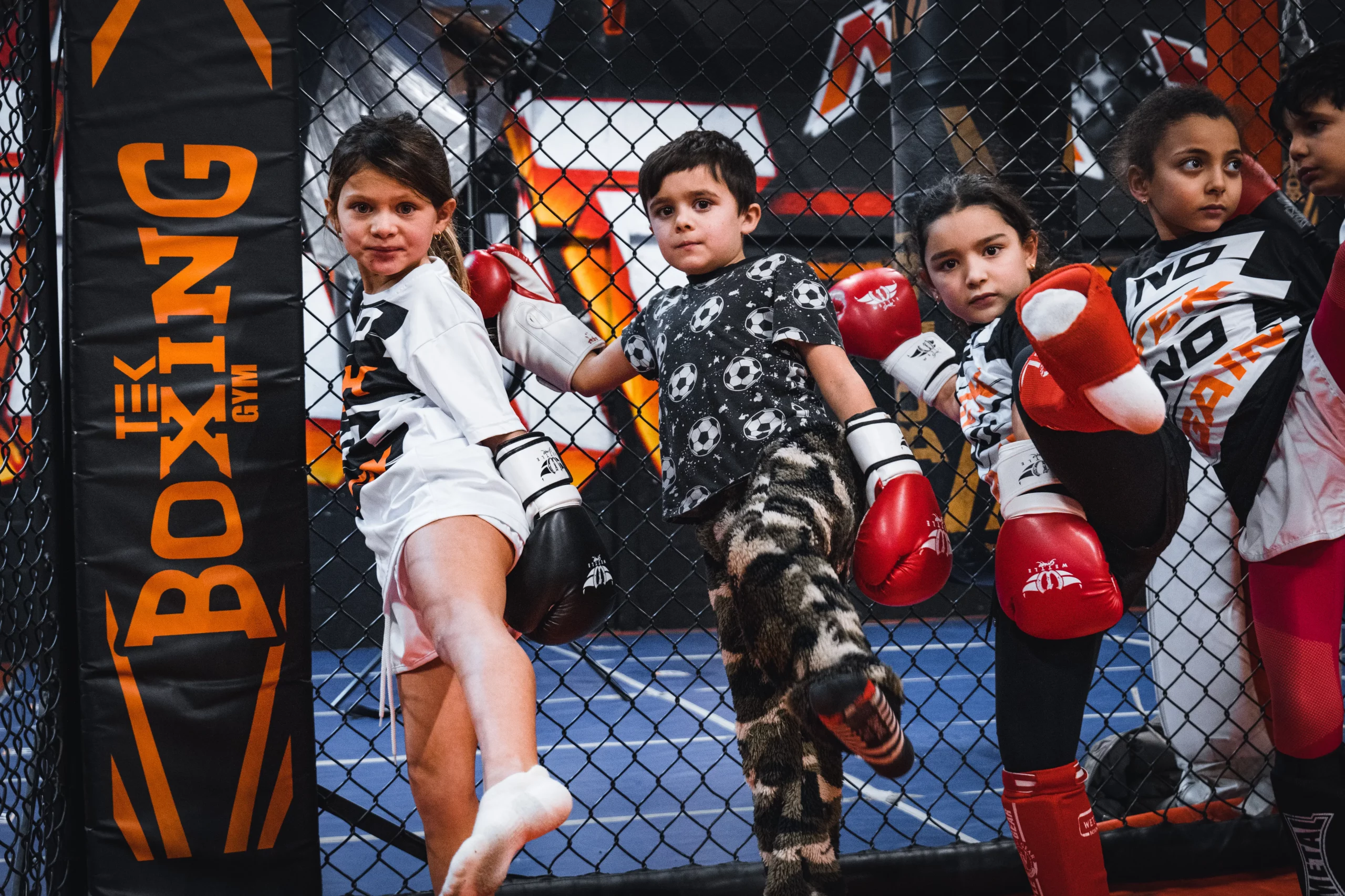 Ensemble Tenue De Boxe/combat Pour Enfant/adolescent - Haut Manches Longues/courtes + Short + Legging - Pour Muay Thai, MMA, Arts Martiaux