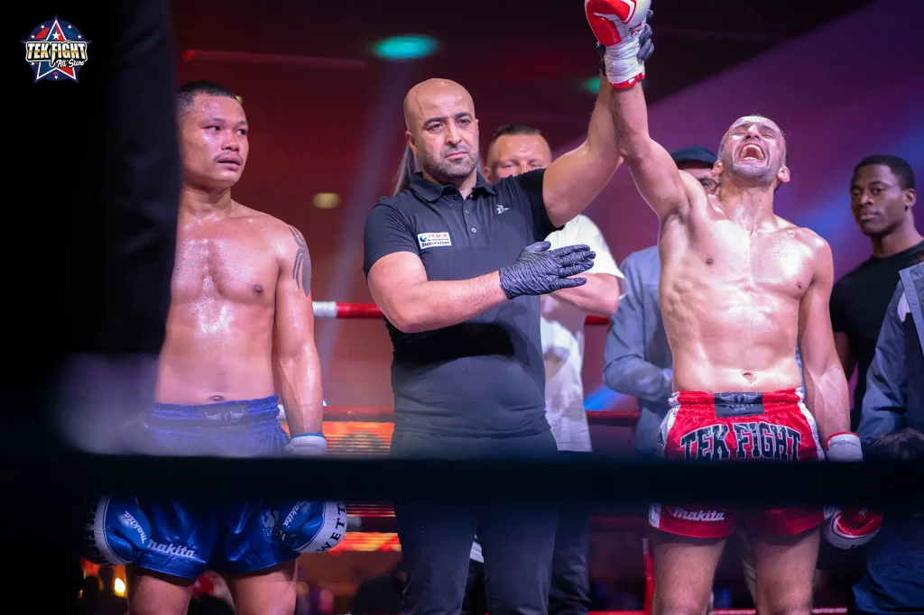 Mohamed Galaoui vainqueur au gala de boxe Tek Fight à Meaux